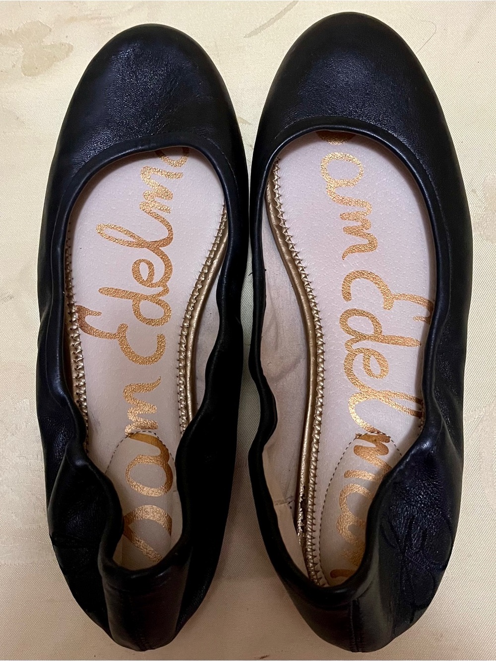Sam Edelman Black Leather Ballet Flats with Gold Insole Script  US 8 1/2 EUC